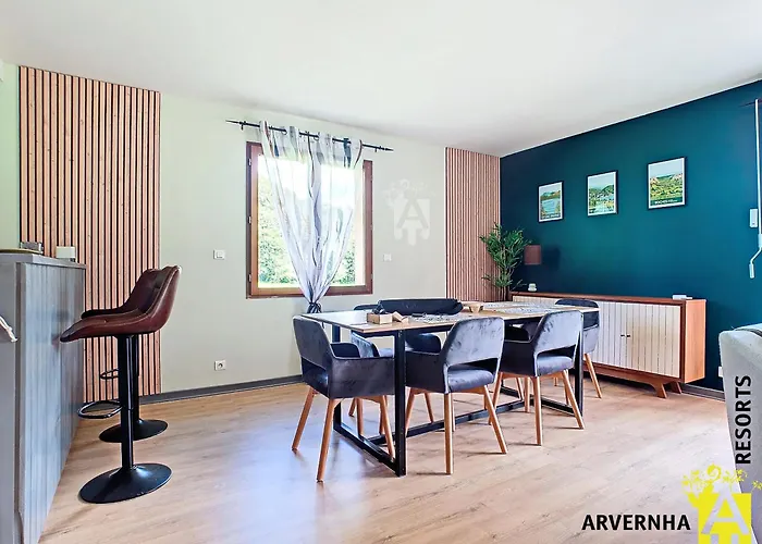 Clara Сasa de vacaciones Murol